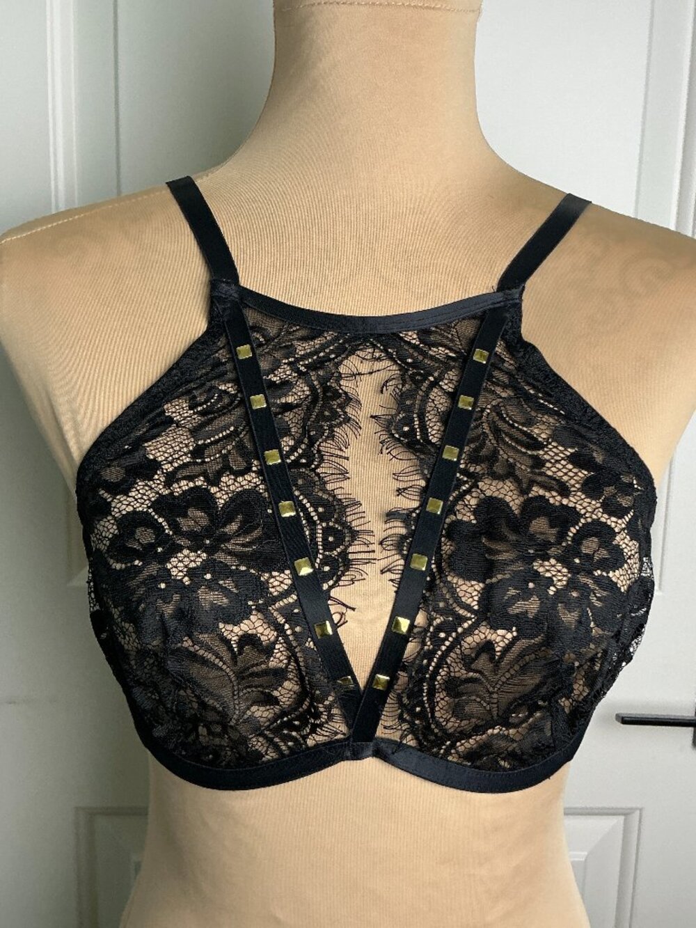 Adore Me Emmeline Black Lace Bra (34D) and Panty (Medium) Set - Unworn/Unused